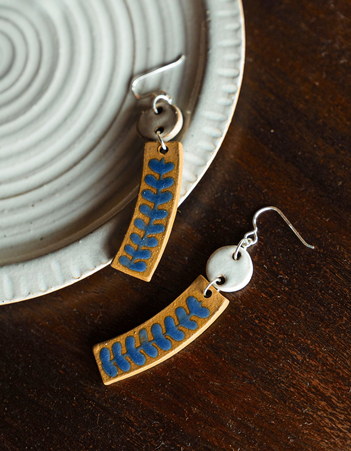 "Michele" | Curved Dangle Earrings