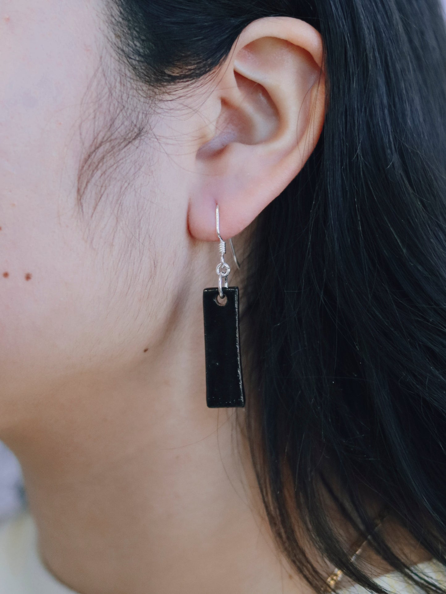 "Juvalay" | Narrow Dangle Earrings