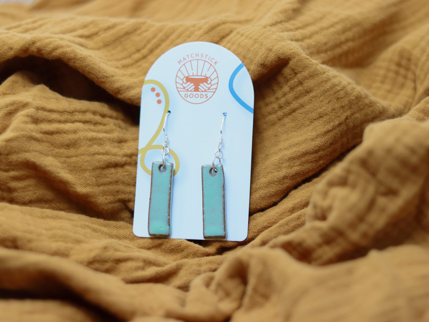 "Juvalay" | Narrow Dangle Earrings