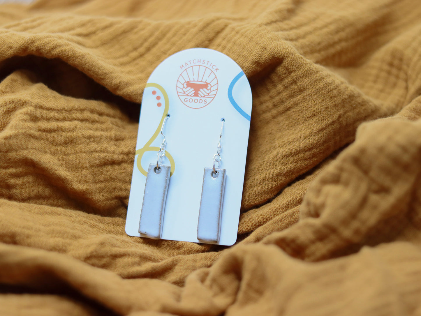 "Juvalay" | Narrow Dangle Earrings